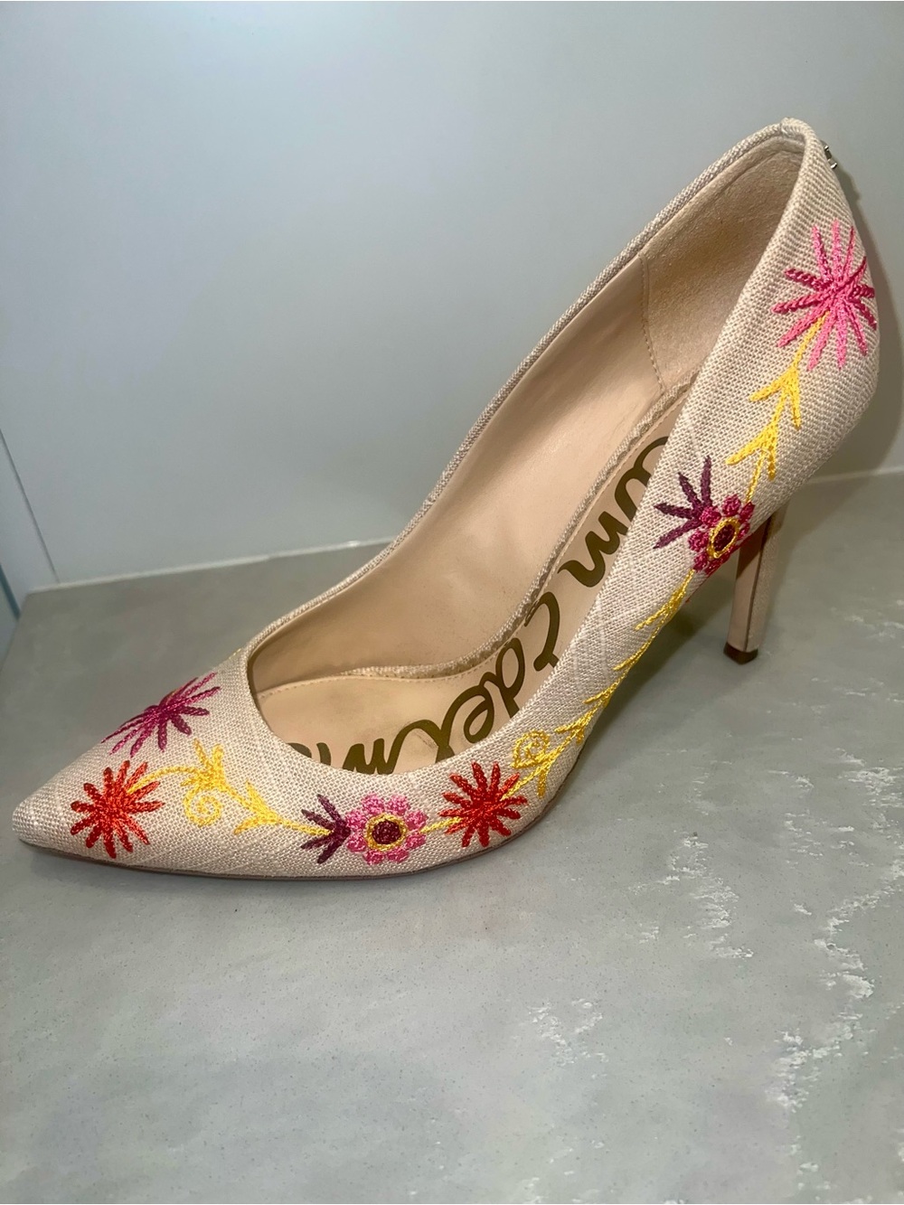 Gorgeous embroidered linen pumps from Sam Edelman-GREAT DEAL!🌟 - Picture 9 of 10